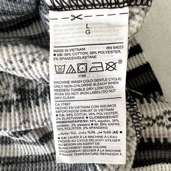 Old Navy Striped Patterned Long Sleeve Pajama Top - Picture 7 of 9